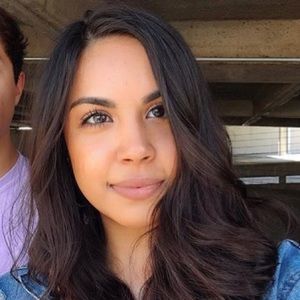 Meet your Posher, Carissa